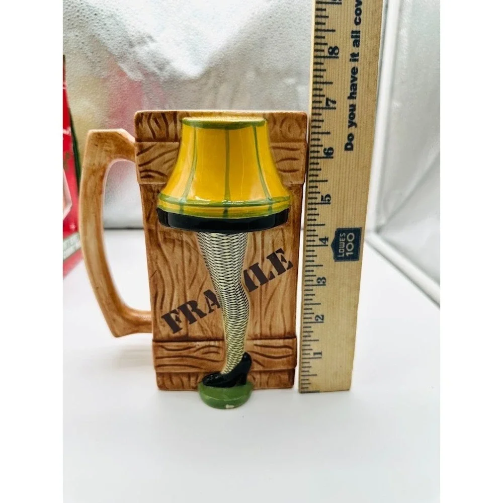 A Christmas Story Leg Lamp Mug FRAGILE‎ Crate Ceramic w/ Box New